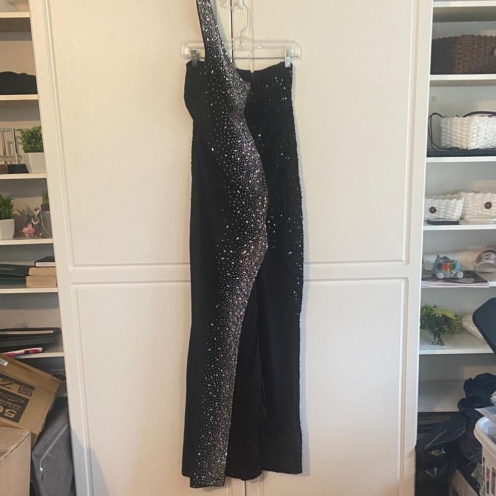 Black One-Shoulder Sequin dress
